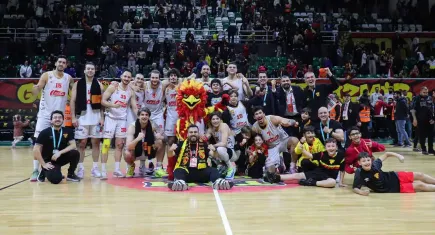 Göztepe basketbolda 3'de 3 yaptı 