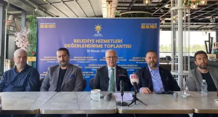 AK Parti’den Karşıyaka Belediyesi’ne sert iddialar: “Kamu kaynakları yağmalanıyor”