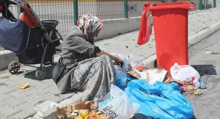 Türk-İş: Hayat pahalılığı, çalışanları bu ay biraz daha yoksullaştırdı