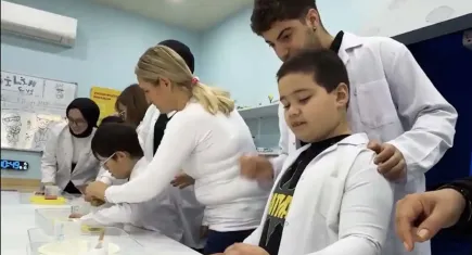 Menemen’de ‘Renkli Dokunuşlar’ projesiyle farkındalık yaratıldı