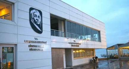 Eski CHP Genel Başkanı’nın kitabı Karşıyaka’da imzalanacak