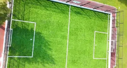 Konak’ta spor alanları yenileniyor