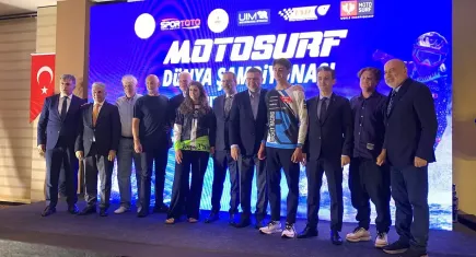 Çeşme’de Motosurf rüzgârı esecek!