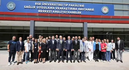 Saygılı ve Kasapoğlu, Ege Üniversitesi ameliyathanelerini inceledi