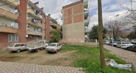 Kızılay İzmir'de kat karşılığı inşaat yaptıracak