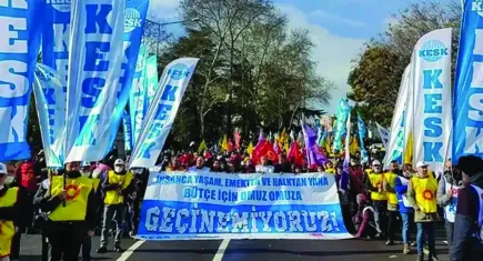 KESK İzmir’den belediyelerdeki işçi krizine tepki: İşten çıkarmalar derhal durdurulmalı