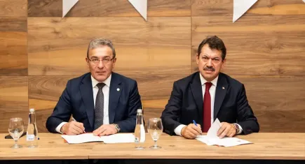 İzmir'de insan hakları, şiddetle mücadele ve sosyal arabuluculuk protokolü imzalandı