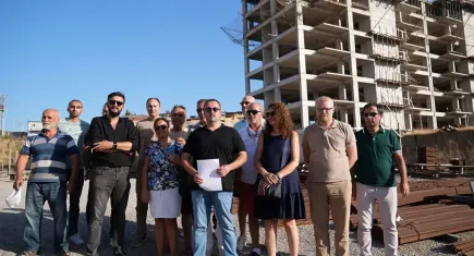İzmir'de kooperatif mağdurlarından İmamoğlu’na tepki: Biz mağdurlar kiminle dayanışacağız?