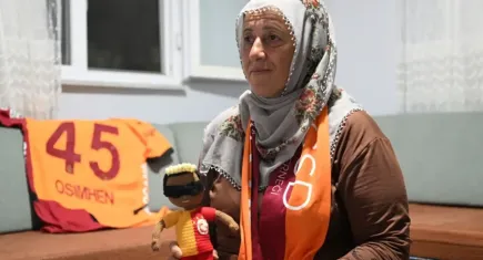 Osimhen’e bebek örmüştü! Kayserili Neslihan teyze: 4 evladım vardı, beşincisi Osimhen oğlum oldu