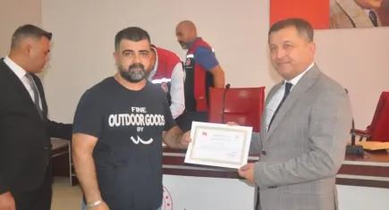 Ödemiş’te orman yangını tahliyesinde görev alan nakliyecilere teşekkür belgesi