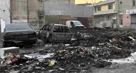 İzmir’de aynı çöp alanında 3 gün arayla ikinci yangın: 6 araç zarar gördü