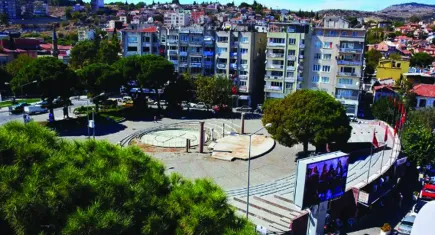 Şenliğin durağı Bergama