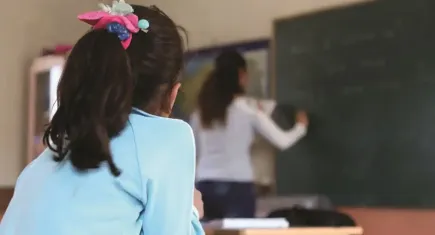 Proje okullarında mevzuat dışı atamaya Eğitim-Sen’den tepki