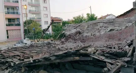 Sındırgı'daki deprem Manisa'da hissedildi: 6 yaralı