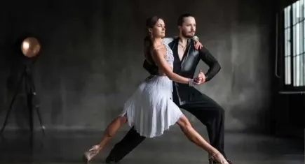 Foça Belediyesi’nden dans severlere yeni fırsat: Tango dersleri başlıyor!
