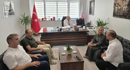 Bursalı’dan Buca temasları: Başhekim ve muhtarlar ile görüştü