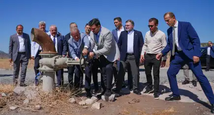 AK Parti Genel Sekreteri İnan'dan İzmir'deki Sera OSB'de inceleme