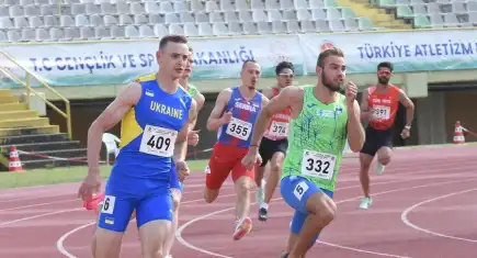 İzmir’de büyük atletizm şöleni başladı: 360 sporcu şampiyonluk için pistte!