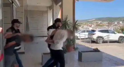İzmir'de iş yerine silahlı saldırı: 4 kişi tutuklandı