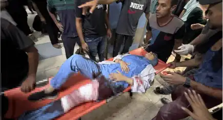 İsrail, Gazze'de Nasır Hastanesi'ni vurdu: 5'i gazeteci olmak üzere 15 kişi hayatını kaybetti