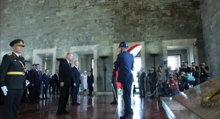 Recep Tayyip Erdoğan’dan Anıtkabir Özel Defteri’nde Tarihi Mesaj