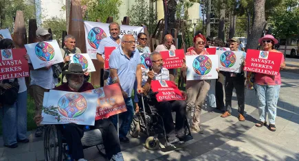 365 Gün Engelliyiz Platformu, Dünya Barış Günü’nde gökyüzüne güvercin bıraktı