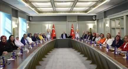 Cumhurbaşkanı Erdoğan, kadın belediye başkanlarını kabul etti! Kritik görüşmede dikkat çeken isimler