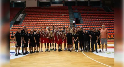 Karşıyaka, Makedonya'da şampiyon oldu