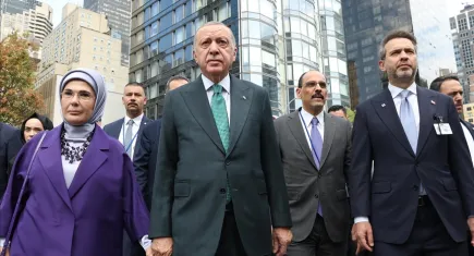 Cumhurbaşkanı Erdoğan, Türkevi’nden BM’ye yürüyerek geçti: 15. kez kürsüye çıkıyor