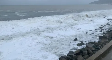 Meteoroloji uyardı: Karadeniz ve Akdeniz’de fırtına bekleniyor! İşte etkilenecek bölgeler