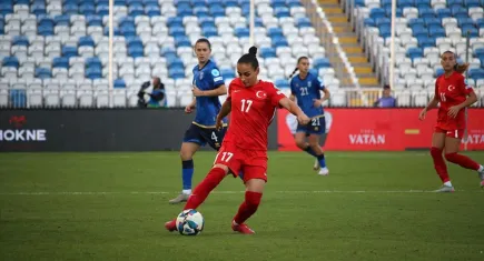 Milli takımının İzmir'deki Kosova maçı biletleri ücretsiz