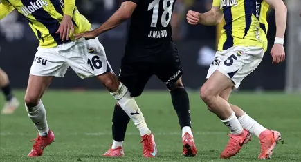 Süper Lig'in zirvesini sarsacak kapışma: Beşiktaş mı, Fenerbahçe mi kazanacak?