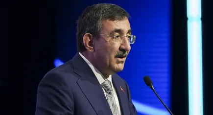 Yılmaz'dan olay sözlere sert tepki: "Sadece şahsına değil, meclisimizin itibarına yapılmıştır!"