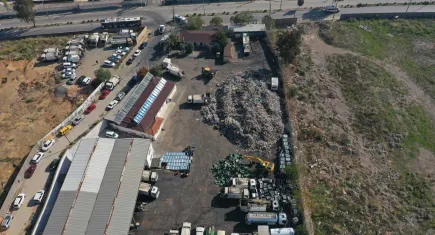 İzmir’de kentsel dönüşüm alanına çöp dökülmesine tepki