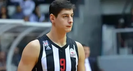 Karşıyaka’da Samet Geyik’e Acil Ameliyat