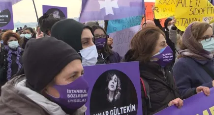 Silahlanma artıyor, kimlikler hedefte: Platformdan iki uyarı birden