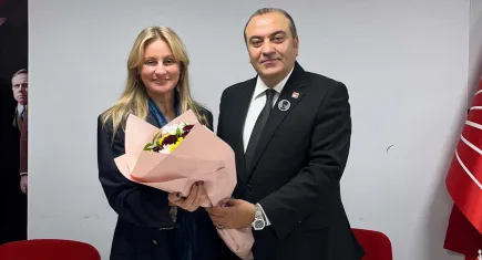 Ösen’den Balçova’da esnaf ziyareti: Esnaf satamıyor, vatandaş alamıyor