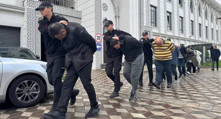 Kocaeli'deki fabrika yangınına ilişkin 11 zanlı adliyeye sevk edildi