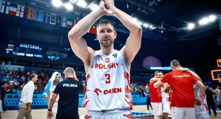 Kaf-Kaf, Michal Sokolowski ile sözleşmeyi imzaladı 