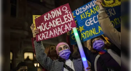 Kadının İnsan Hakları Derneği: Şiddetten değil kadınlardan taraf olun