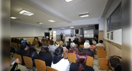 Menderes Belediyesi’nden kadına yönelik şiddete karşı anlamlı seminer