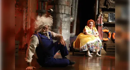 İki Kişilik Hırgür oyunu Karabağlar’da izleyiciyle buluşuyor
