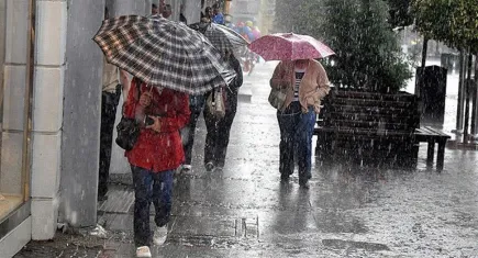 İzmir'de yeni hafta yağışlar ile başlıyor