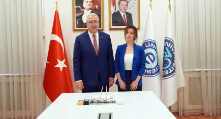 Lisansüstü öğrencilere yönelik yapay zeka eğitim projesine TÜBİTAK desteği