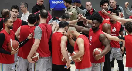 Aliağa Petkimspor çeyrek final peşinde