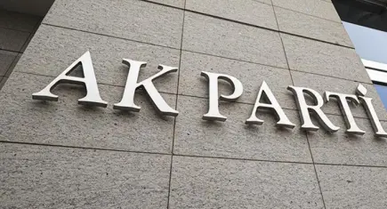 AK Parti’den su krizi açıklaması: 3 bardak sudan 1’i sokağa akıyor
