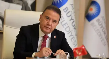 Muhittin Böcek rüşvet ve yolsuzluk soruşturması kapsamında ek ifade verdi