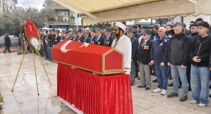 Kıbrıs gazisi Salih Akdağ, İzmir’de toprağa verildi