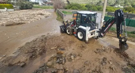 İzmir’de kuvvetli yağış alarmı: Büyükşehir Belediyesi tüm birimleriyle teyakkuzda