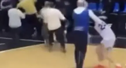 İtalya'daki Gençler Basketbol Ligi'nde Türk oyuncuya saldırdı
